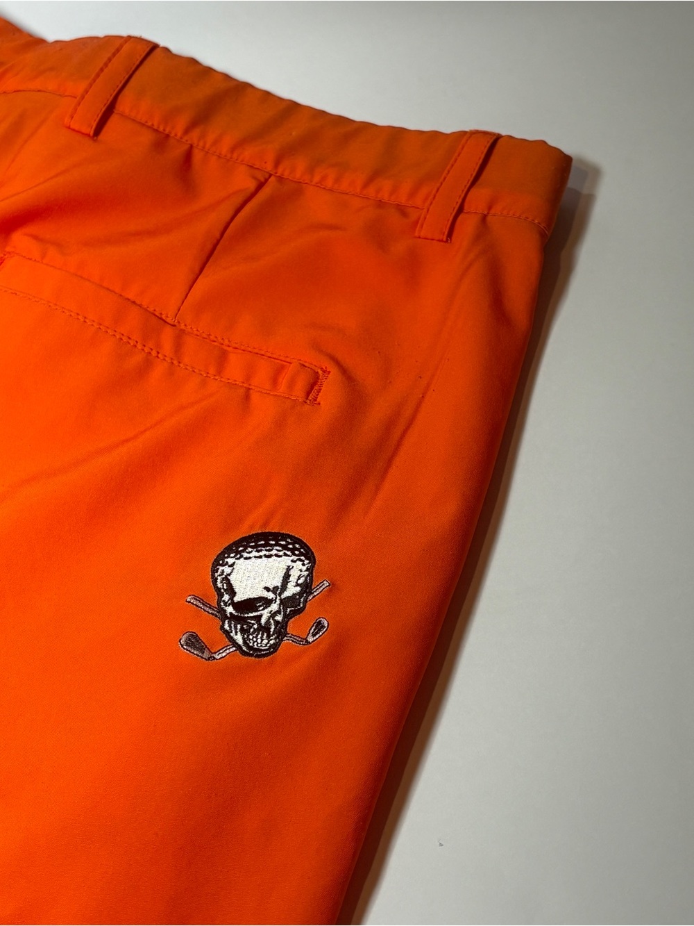 Tattoo Golf Performance Shorts Mens Size 34 Orange Flat Front Skull